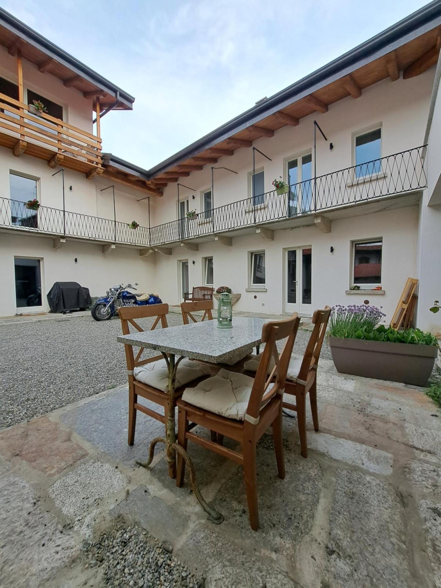 B&B Il Cortile Soriso Экстерьер фото